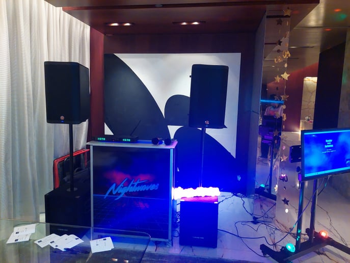 Gallery photo 9 of Vividpour