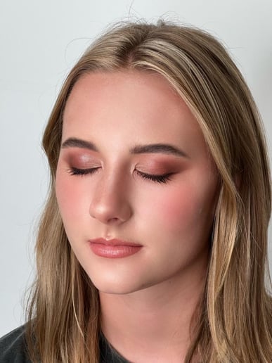 Gallery photo 2 of Vivigiral Makeup