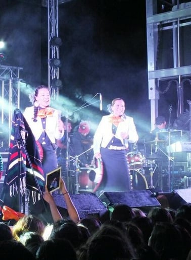 Gallery photo 1 of Voces Divinas/ Divine Voices