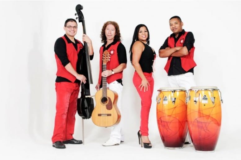 Gallery photo 2 of Voces Libres Latin Band Inc.