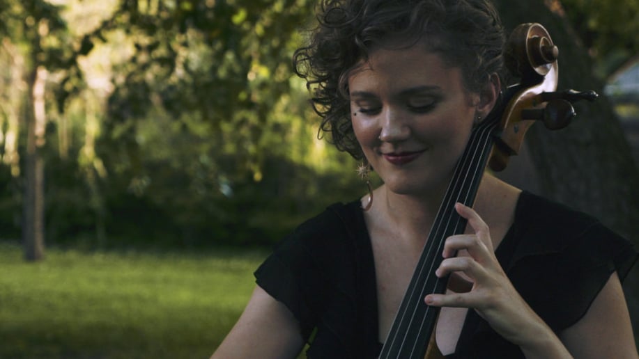 Gallery photo 8 of Vérité Strings
