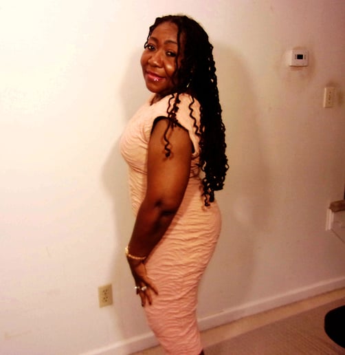 Gallery photo 6 of Vonnie S