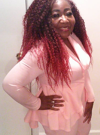 Gallery photo 3 of Vonnie S