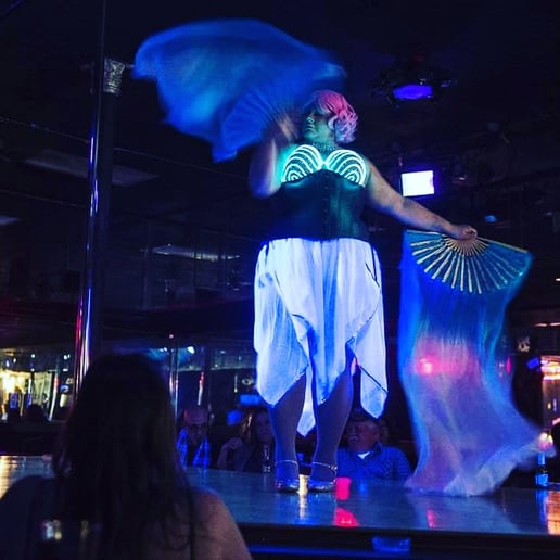 Gallery photo 6 of Voodoo Lily