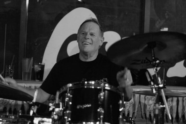 Gallery photo 9 of Vic Vaughan & Souled Out