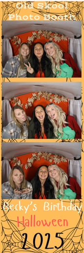 Gallery photo 10 of VW Bus Photo Booths