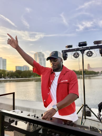 Gallery photo 1 of Vybzz Entertainment