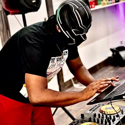 Gallery photo 8 of Wakanda the DJ