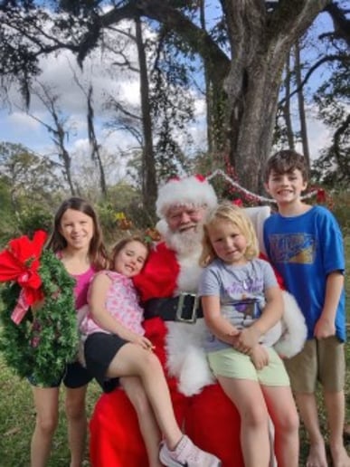Gallery photo 3 of Santa Claus Jay