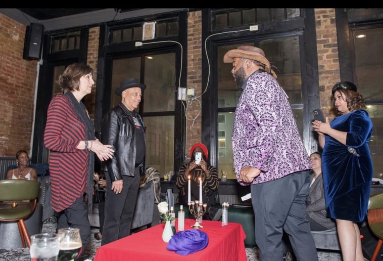 Gallery photo 6 of Water-based Intuitive Readings