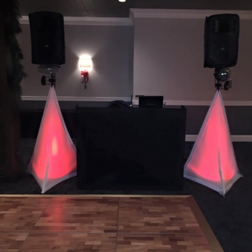 Gallery photo 2 of Wavey Davey B's Affordable DJ Service