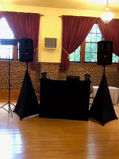 Gallery photo 4 of Wavey Davey B's Affordable DJ Service