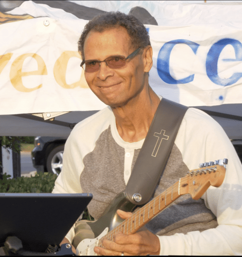 Gallery photo 7 of Wayne Marshall Guitarist
