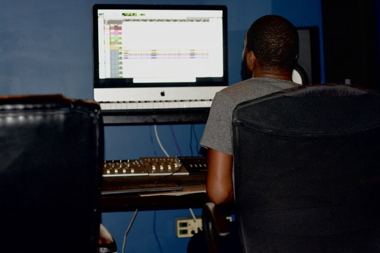 Gallery photo 2 of WayneBeatz