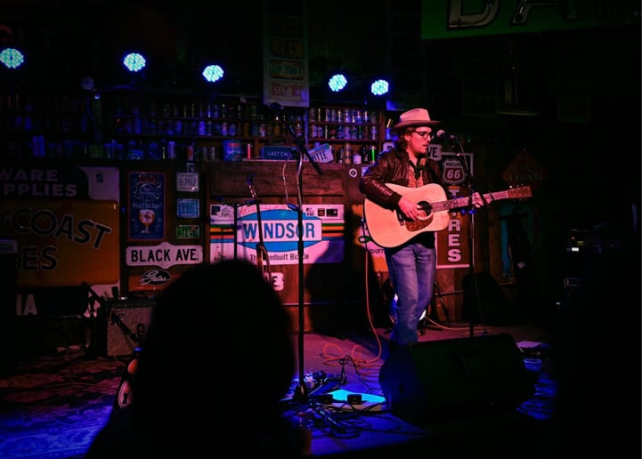 Gallery photo 2 of WC Huntley - Solo Acoustic Performer