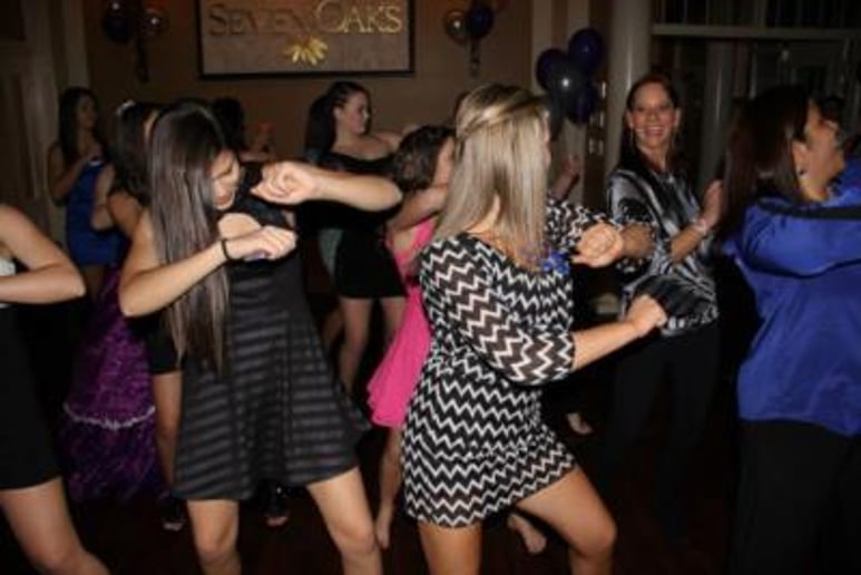 Gallery photo 1 of Wedding DJ for Hire!