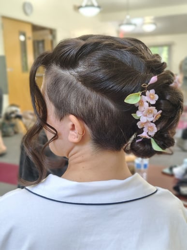 Gallery photo 1 of Wedding Hair Artist