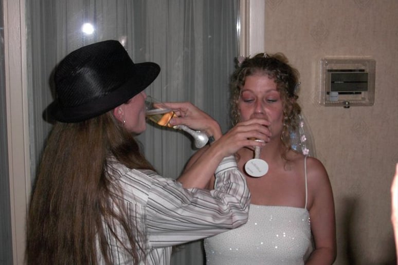 Gallery photo 1 of Wedding Style DJ Entertainment