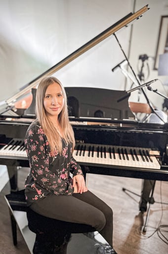 Gallery photo 2 of Piano By Irina