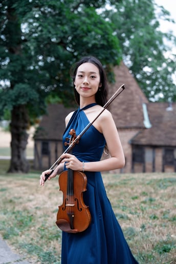 Gallery photo 1 of Wedding & Event Violinist - Yiran Yao