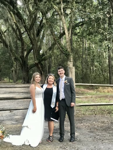 Gallery photo 2 of Weddings Unlimited with Leslie H
