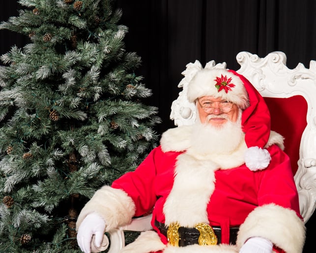 Gallery photo 10 of Wenatchee Santa