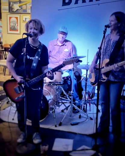 Gallery photo 1 of Wendy Clark Band
