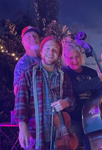 Gallery photo 1 of West End String Band