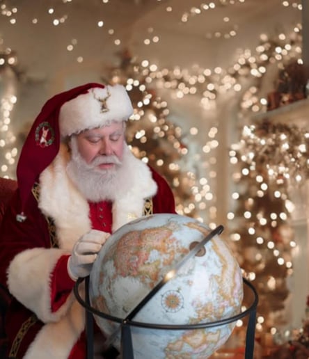 Gallery photo 4 of Simply Saint Nick