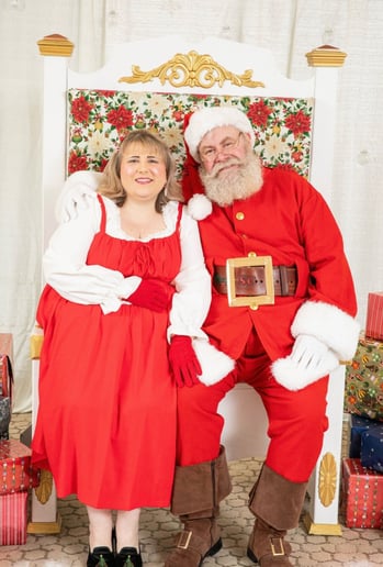 Gallery photo 2 of Simply Saint Nick