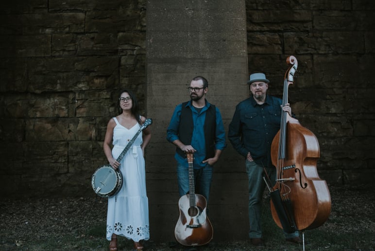 Gallery photo 2 of Wheels North (Bluegrass Trio)