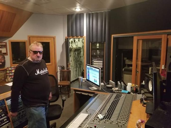 Gallery photo 4 of RAAV Records Recording Artist, Alex Knight