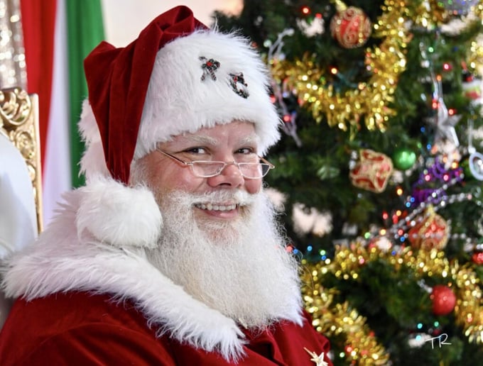 Gallery photo 2 of Whimsy Claus