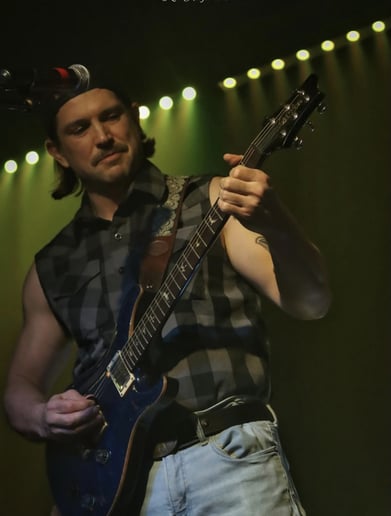 Gallery photo 9 of Whiskey Glasses: A Morgan Wallen Tribute