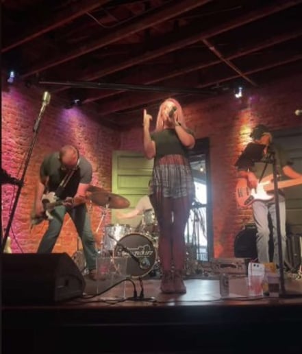 Gallery photo 1 of Whiskey Magnolia