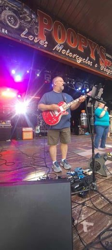 Gallery photo 6 of Sista And The Misters