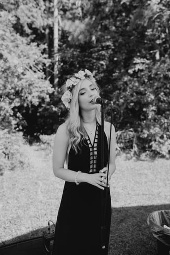 Gallery photo 3 of White Roses Entertainment