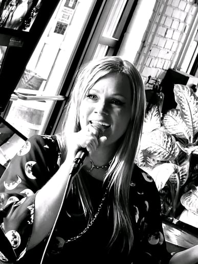 Gallery photo 4 of White Sage Acoustic Duo