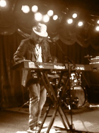 Gallery photo 50 of White Wedding Band