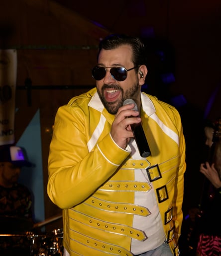 Gallery photo 24 of White Wedding Band