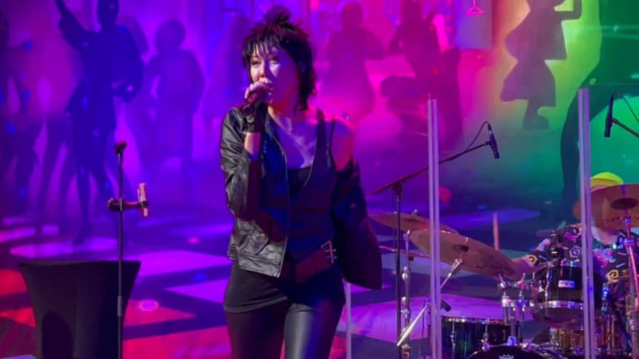 Gallery photo 44 of White Wedding Band