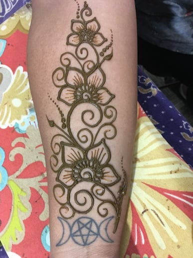 Gallery photo 10 of Wicked Good Henna