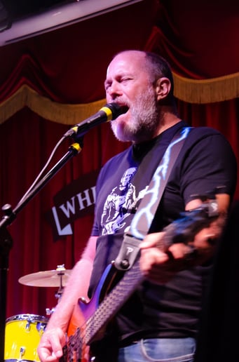 Gallery photo 5 of Wil Van Winkle and the Sixpins