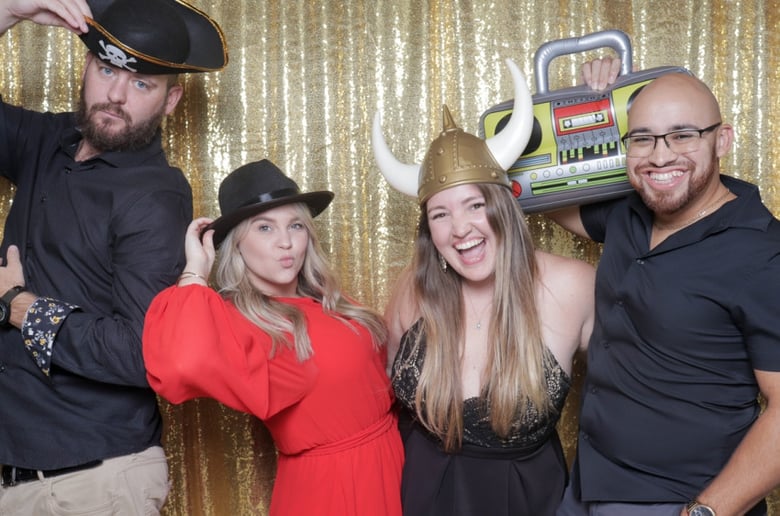 Gallery photo 10 of Wild Rose Photo Booth