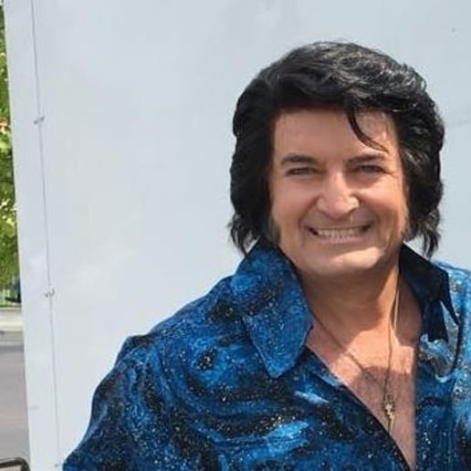 Gallery photo 9 of Elvis by Will