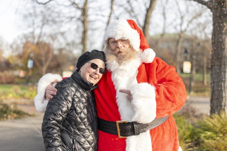 Gallery photo 4 of Windy City Santa