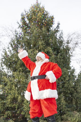Gallery photo 5 of Windy City Santa