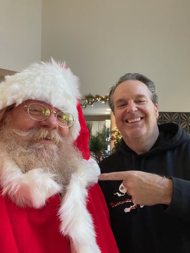 Gallery photo 6 of Windy City Santa