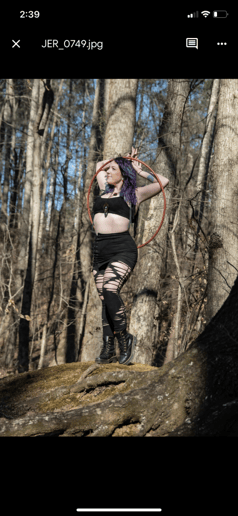 Gallery photo 10 of Wondering Alice