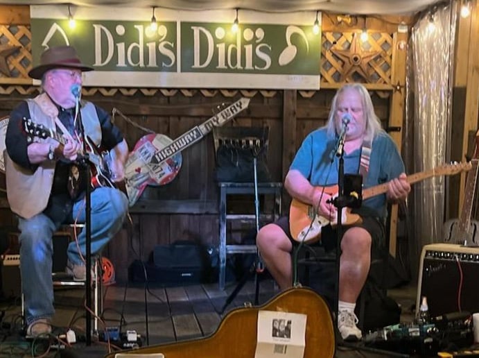 Gallery photo 1 of Wooden Nickel TX
